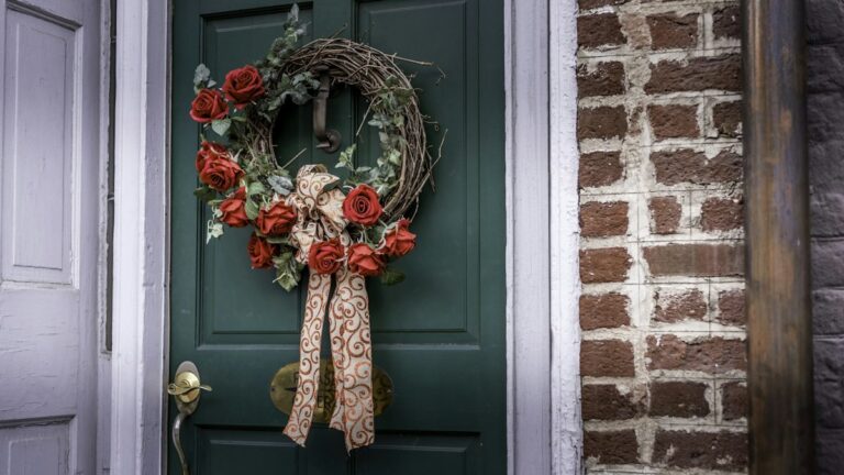 Handmade Holiday Garland: Weaving Velvet Ribbons and Pinecones for Mantelpiece Displays Handmade Holiday Garland