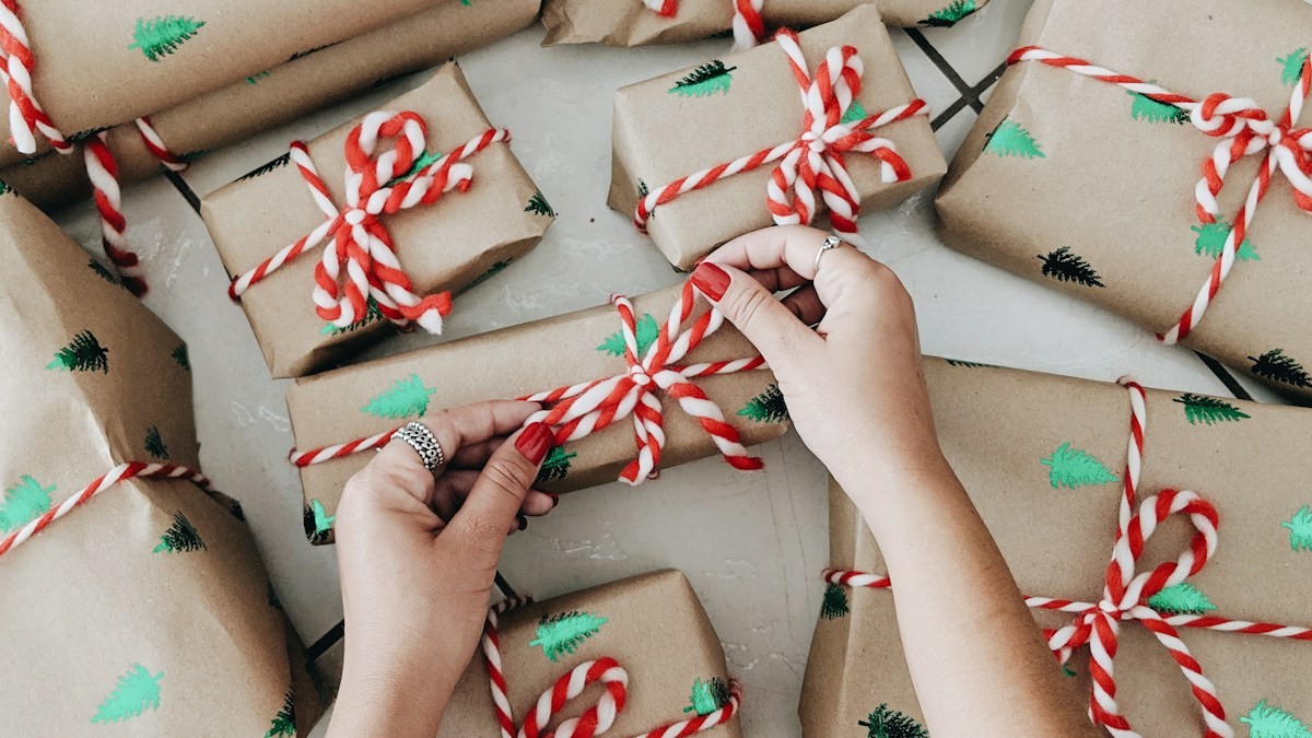 kimono inspired gift wrapping - Detailed step-by-step practical implementation overview
